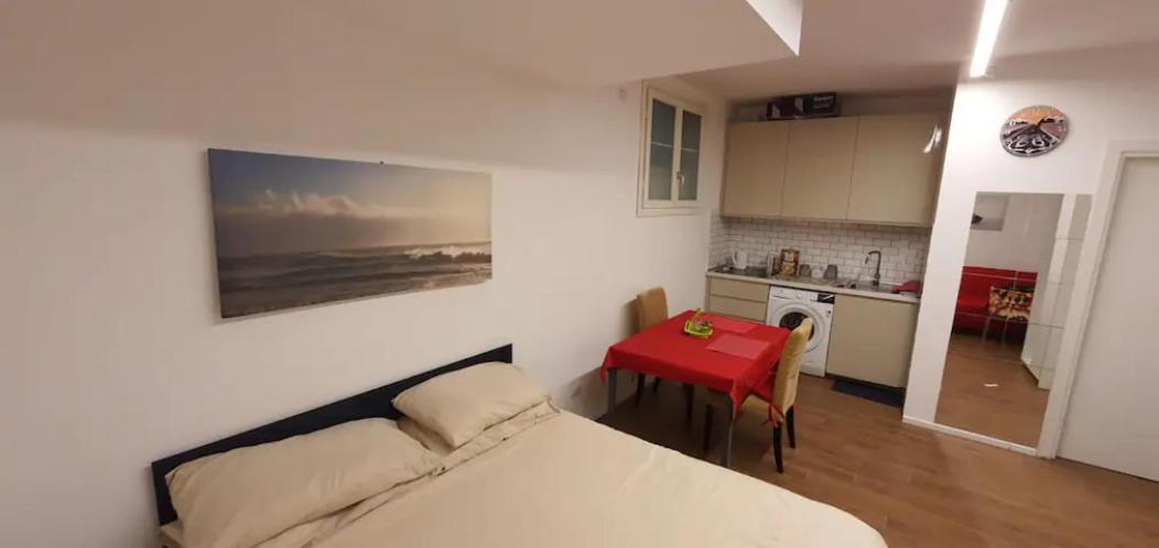 Free Breakfast - Apartment In The Heart Of Rome Extérieur photo